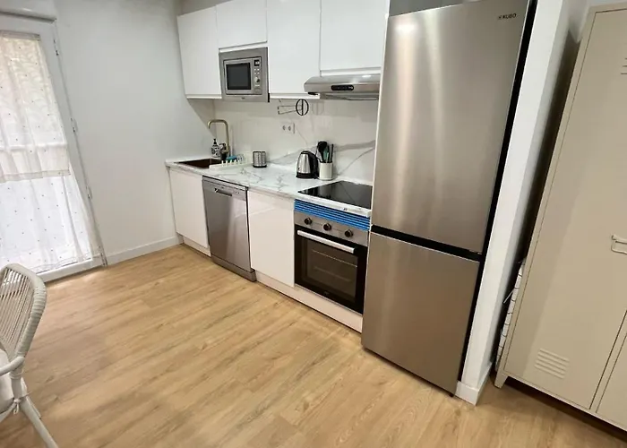 Casa Urries Historico Y Parking * Сарагоса