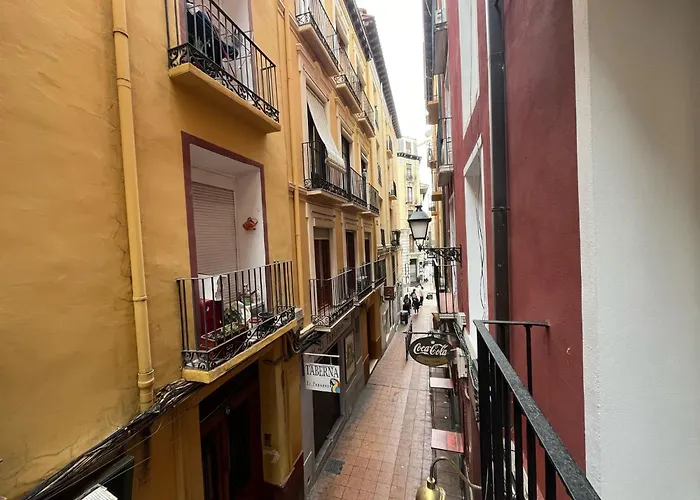 Casa Urries Historico Y Parking * Сарагоса