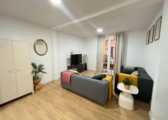 Casa Urries Historico Y Parking Сарагоса